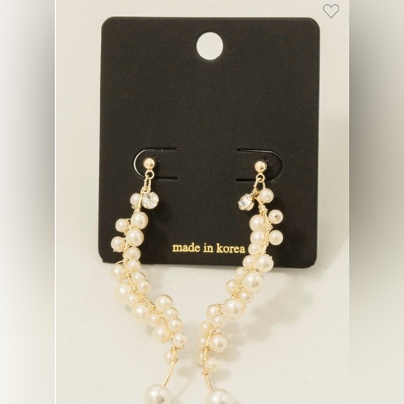 Gold Pearl Cluster Drop Earrings - White Pearls - Picture 3 of 5